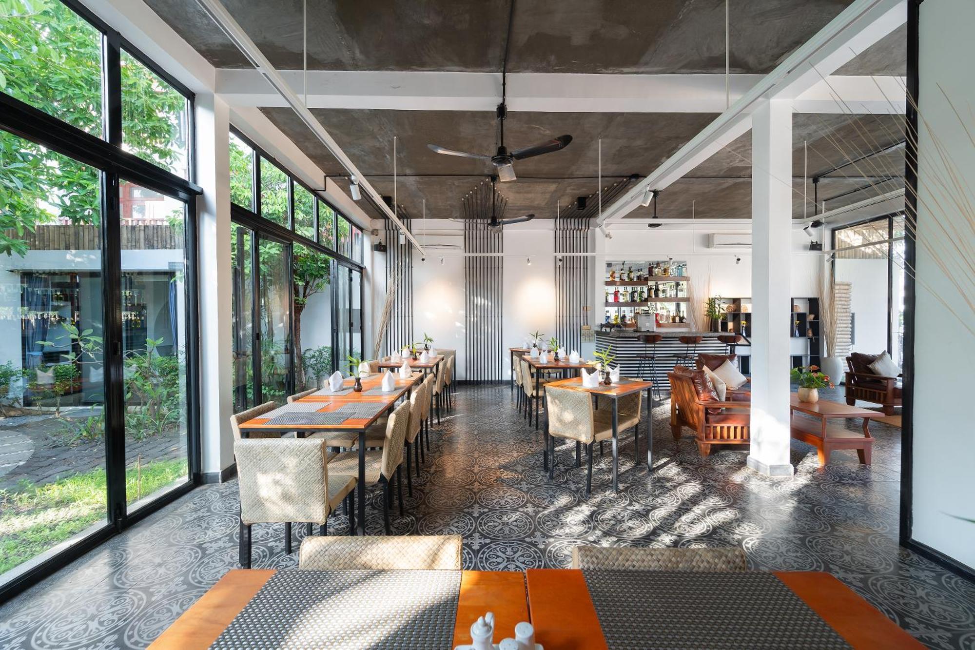 Hotel Tunnel Urban Retreat Siem Reap Exterior foto